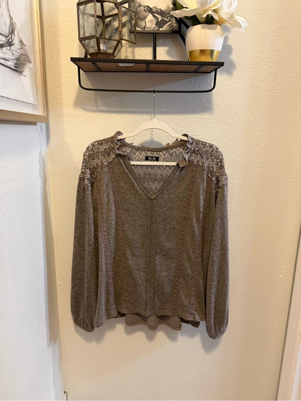 Miss Me Gray Crochet Lace V-Neck Long Sleeve Boho Top Size L